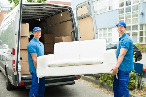Professional packing services in Crayford for home moving boxes