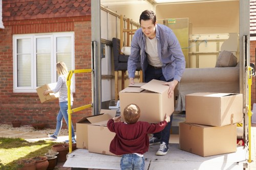 Visual cue for screen-reader-friendly Crayford storage web content