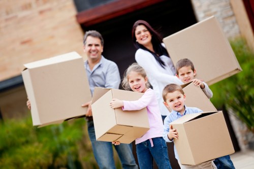 Storage units in Crayford for home and business use
